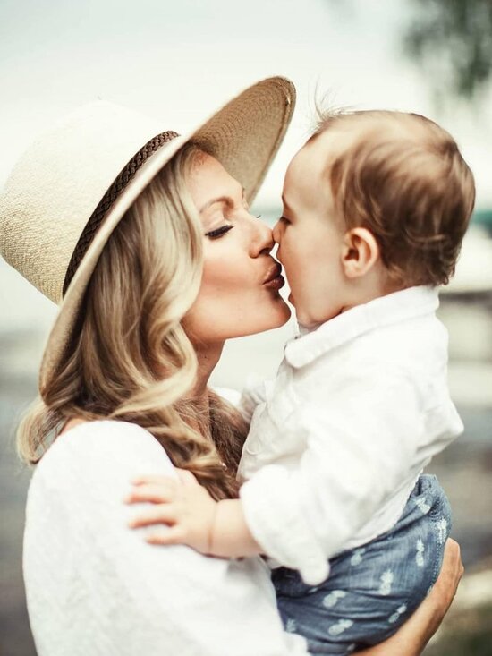 Wide Brim Sun Hat for Women | Packable Straw Fedora with Adjustable Chin Cord main image 5